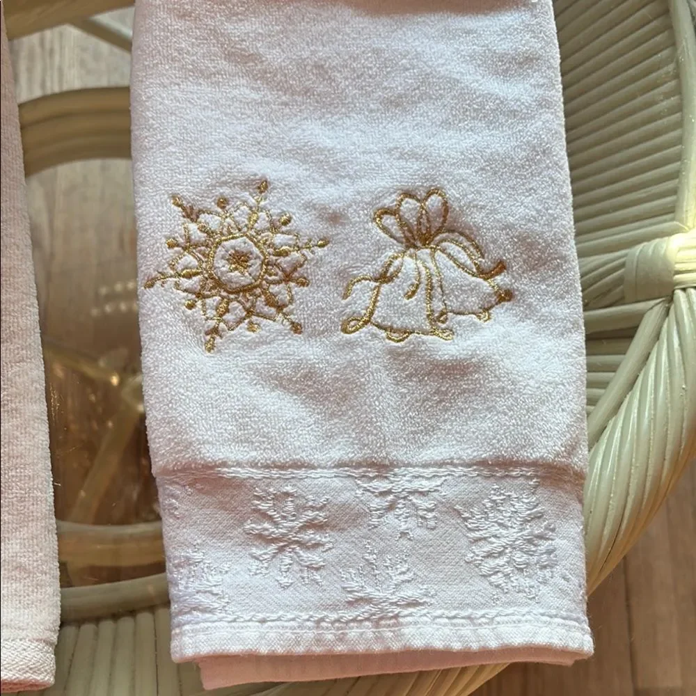 Christmas Holiday Hand Towels Set